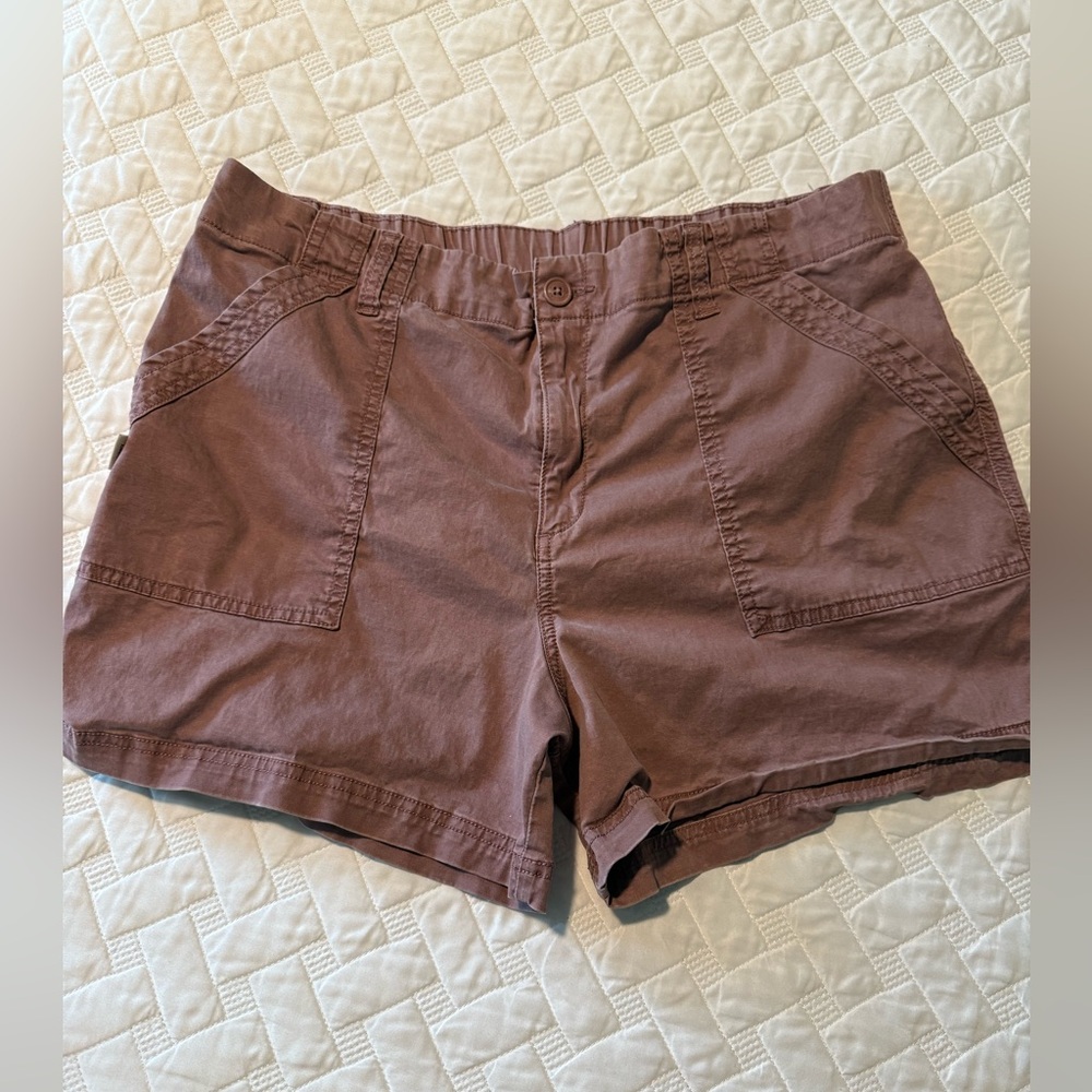 Magellan Outdoors Rose Taupe Women's Casual Shorts XL
